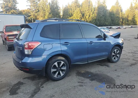 2017 Subaru Forester 2.5I Premium z USA, uszkodzony, nr VIN JF2SJAEC1HH488131